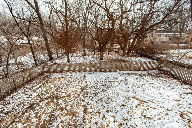 9101 E 55th Street, Raytown, MO 64133