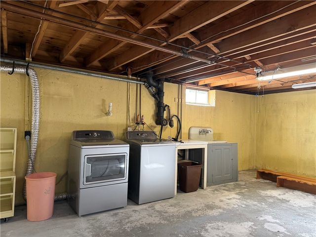 175 Gervais Street, Coventry, RI 02816