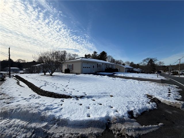 175 Gervais Street, Coventry, RI 02816