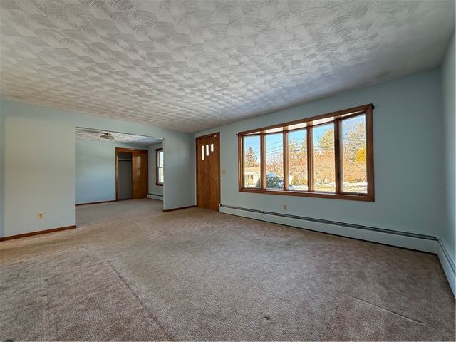 175 Gervais Street, Coventry, RI 02816