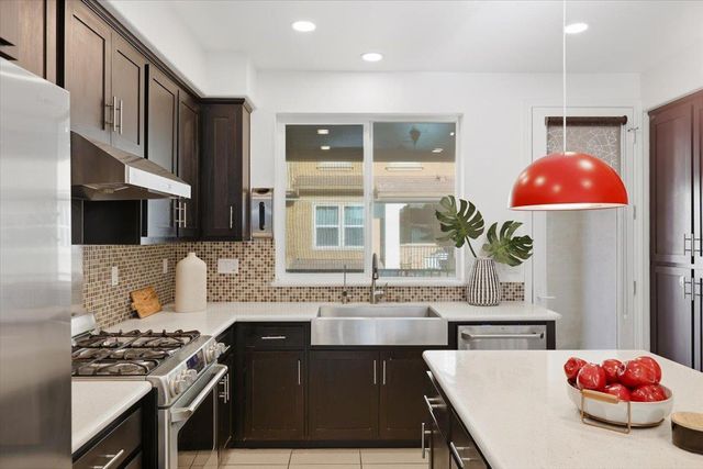 275 Currlin Circle, Milpitas, CA 95035