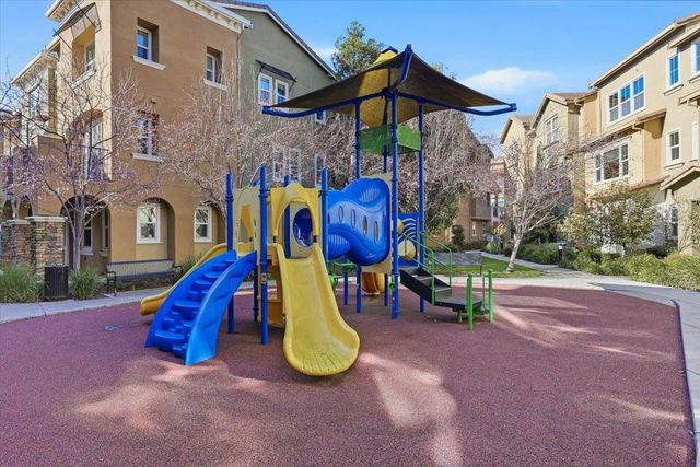 275 Currlin Circle, Milpitas, CA 95035