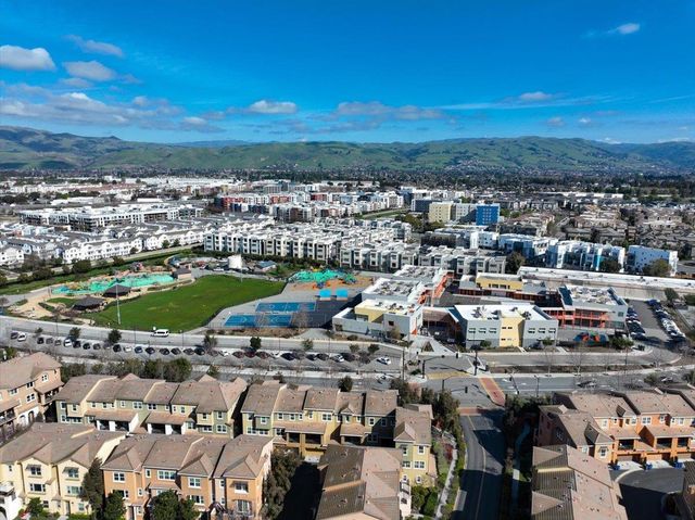 275 Currlin Circle, Milpitas, CA 95035