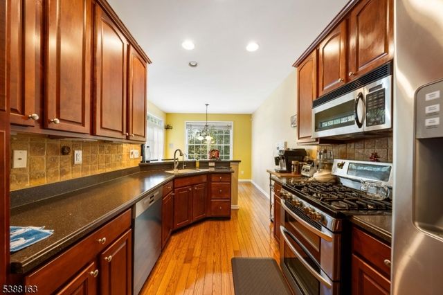 200 Levinberg Ln, Wayne Twp., NJ 07470