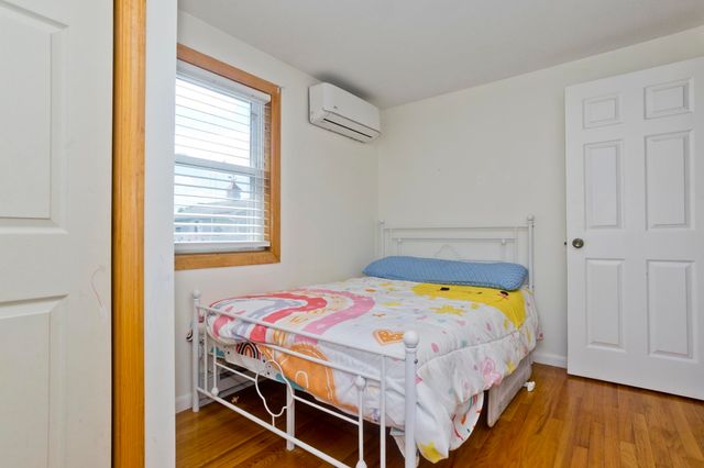 115 Blanchwood Ave, Chicopee, MA 01013