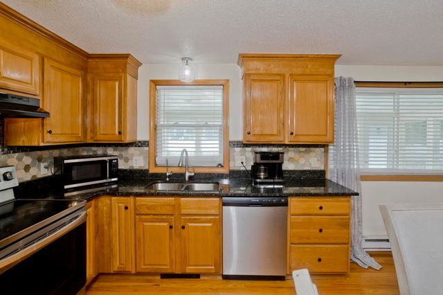 115 Blanchwood Ave, Chicopee, MA 01013