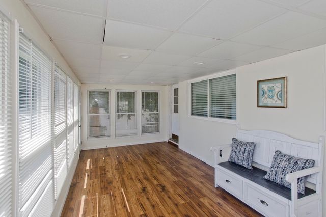 115 Blanchwood Ave, Chicopee, MA 01013