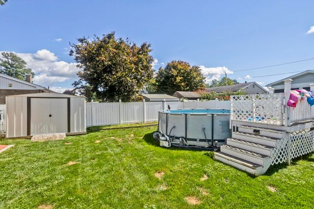 115 Blanchwood Ave, Chicopee, MA 01013
