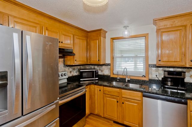 115 Blanchwood Ave, Chicopee, MA 01013