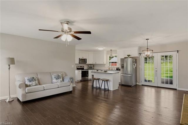 103 Shenandoah Drive, Winston-salem, NC 27103