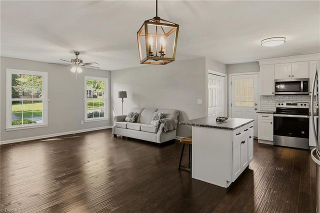 103 Shenandoah Drive, Winston-salem, NC 27103