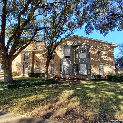215 W Mistletoe Ave Apt A, San Antonio, TX 78212