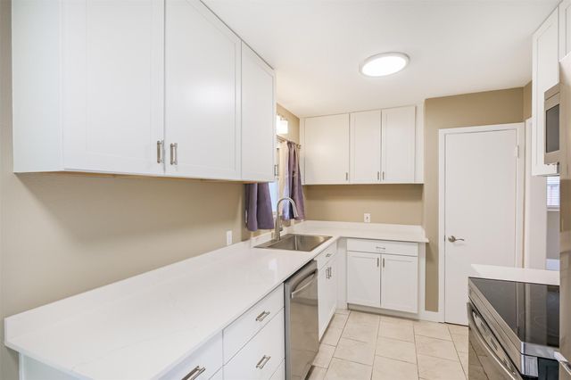 4613 Braeburn Drive, Bellaire, TX 77401