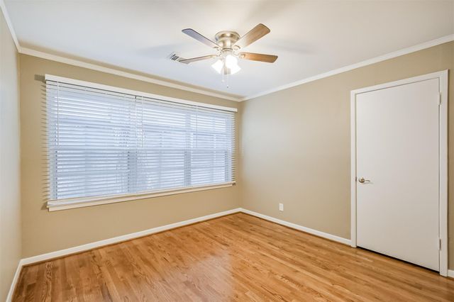 4613 Braeburn Drive, Bellaire, TX 77401