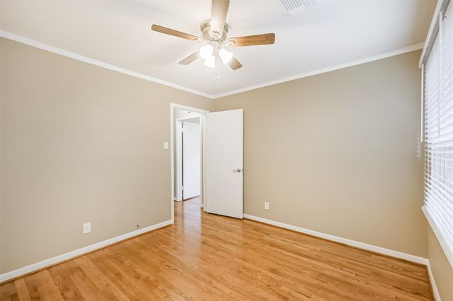 4613 Braeburn Drive, Bellaire, TX 77401