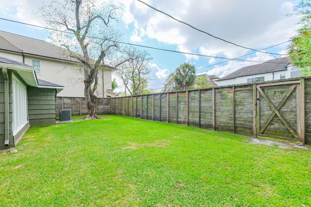 4613 Braeburn Drive, Bellaire, TX 77401