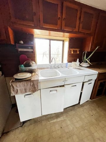 17 County Rd. 144, Alcalde, NM 87511