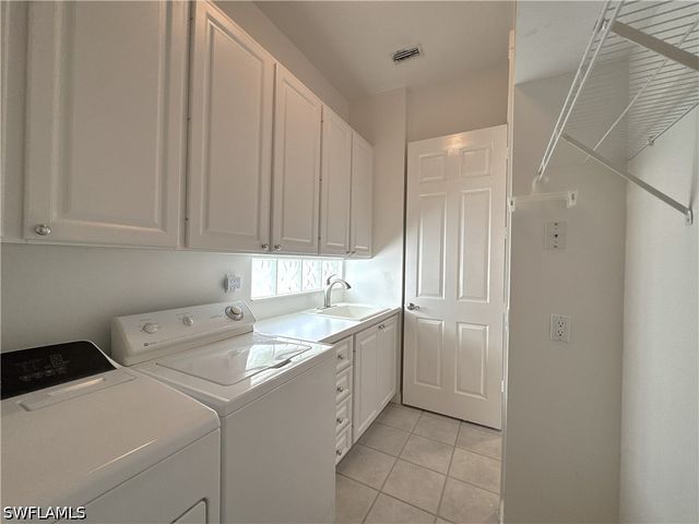 4402 Novato CT, Naples, FL 34109