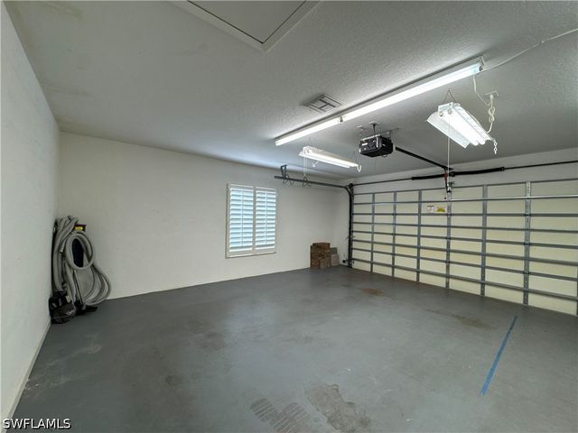 4402 Novato CT, Naples, FL 34109