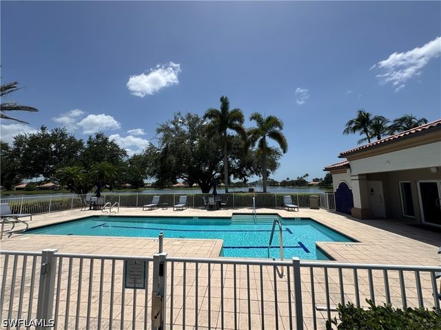 4402 Novato CT, Naples, FL 34109