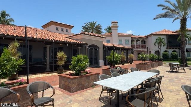 4402 Novato CT, Naples, FL 34109