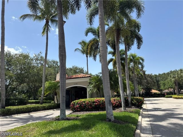 4402 Novato CT, Naples, FL 34109