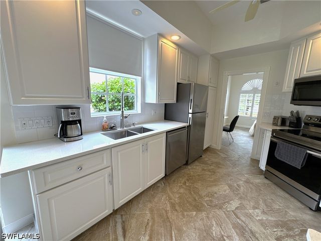 4402 Novato CT, Naples, FL 34109