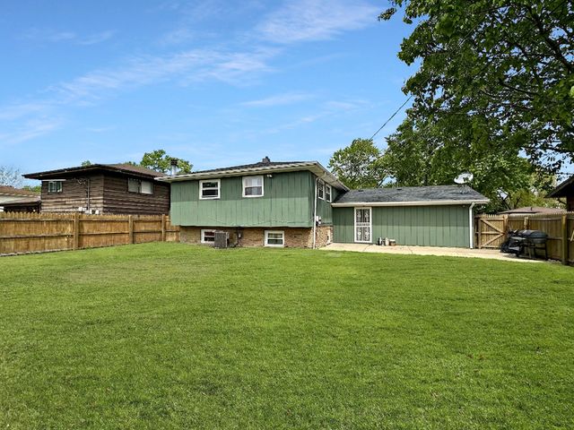 74 Frances Lane, Chicago Heights, IL 60411