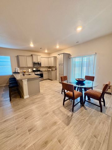 3409 Oregon Trail Road NE, Rio Rancho, NM 87144