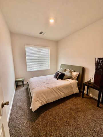 3409 Oregon Trail Road NE, Rio Rancho, NM 87144