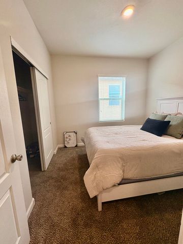 3409 Oregon Trail Road NE, Rio Rancho, NM 87144