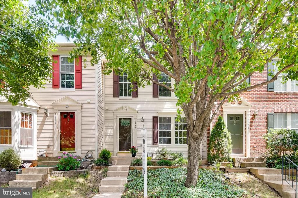 5326 CASTLESTONE DR, Baltimore, MD 21237
