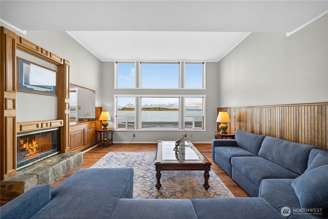 5972 Hastings Road, Clinton, WA 98236