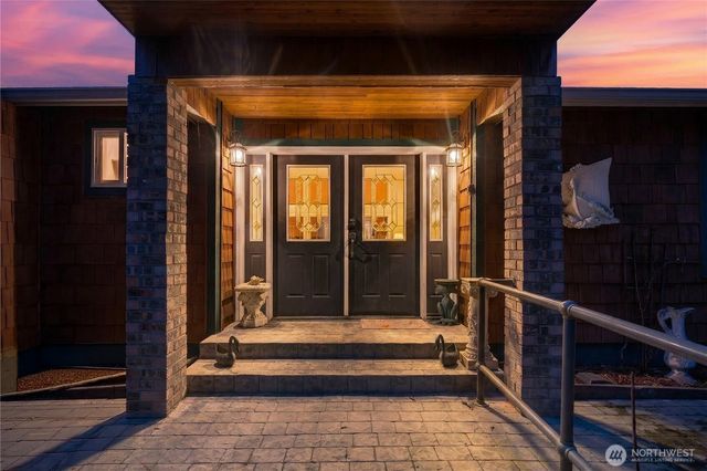 5972 Hastings Road, Clinton, WA 98236