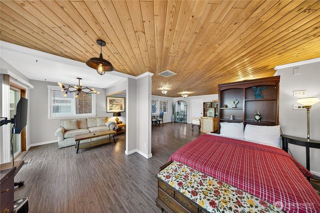 5972 Hastings Road, Clinton, WA 98236