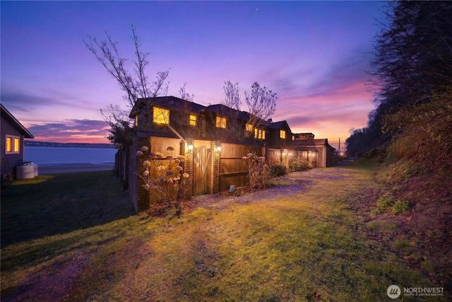 5972 Hastings Road, Clinton, WA 98236