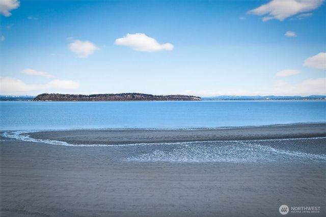 5972 Hastings Road, Clinton, WA 98236