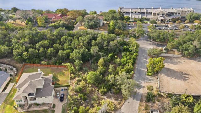 114 Lakeway DR, Lakeway, TX 78734