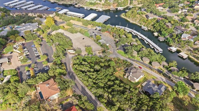 114 Lakeway DR, Lakeway, TX 78734