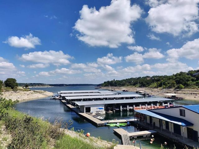 114 Lakeway DR, Lakeway, TX 78734