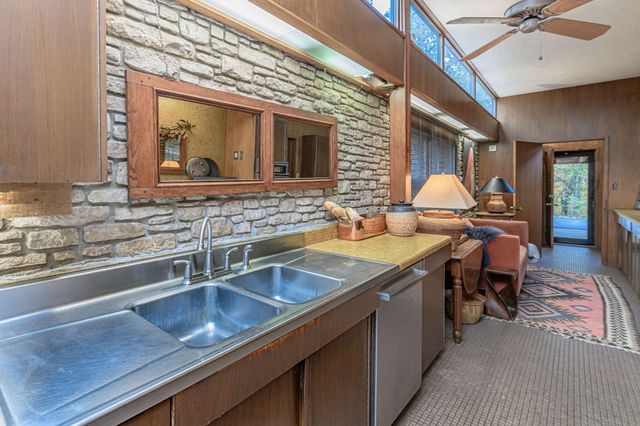 711 THILLY AVE, Columbia, MO 65203