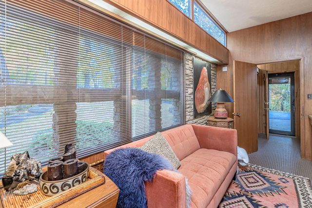 711 THILLY AVE, Columbia, MO 65203