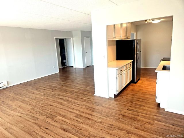 35 Park Avenue 4S, Suffern, NY 10901
