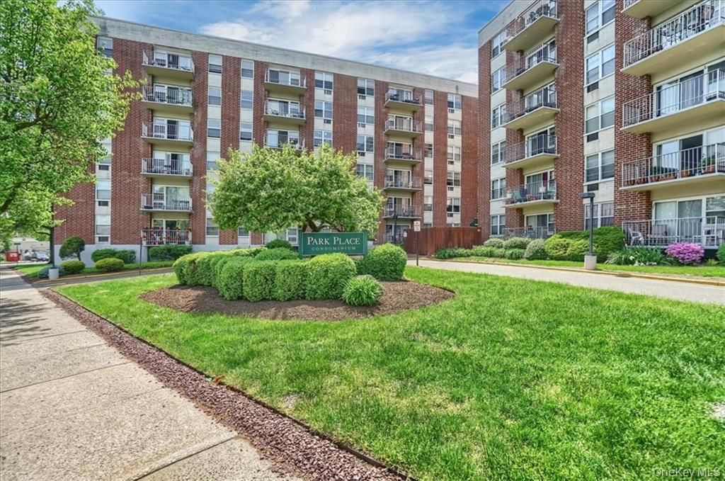35 Park Avenue 4S, Suffern, NY 10901
