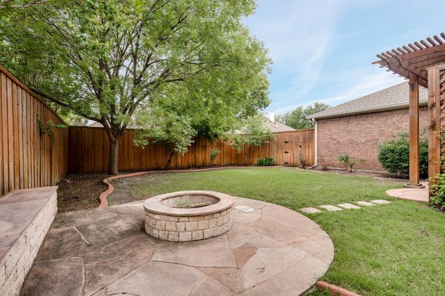 3600 Leighton Ridge Drive, Plano, TX 75025