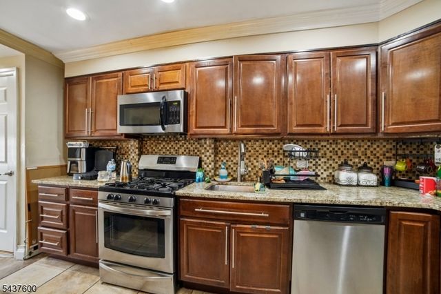 43 Becker Ter, Irvington Twp., NJ 07111