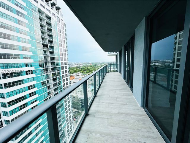 121 NE 34th St 2302, Miami, FL 33137
