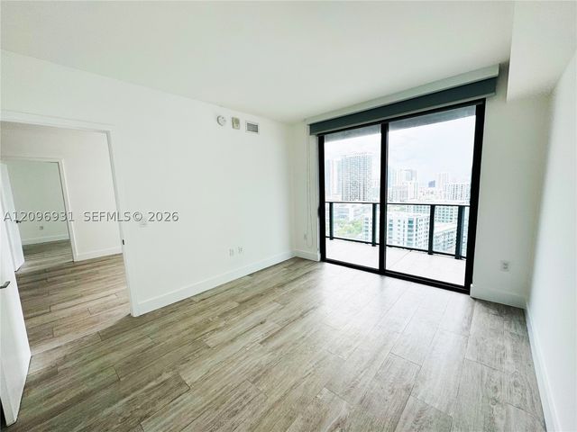 121 NE 34th St 2302, Miami, FL 33137