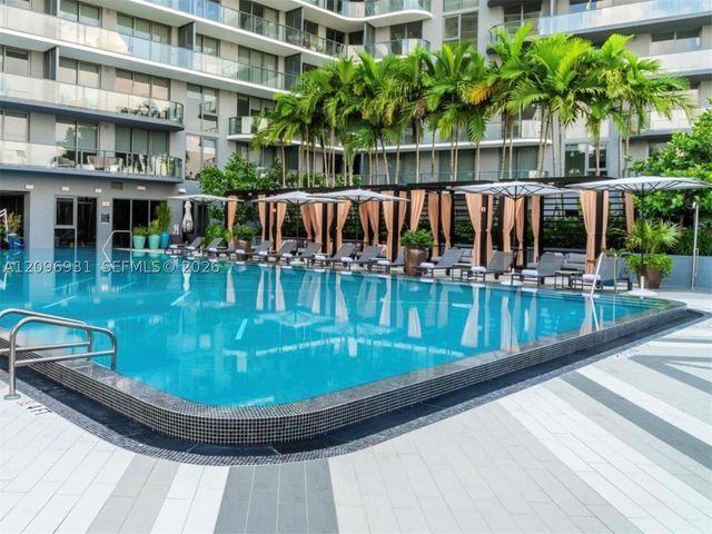 121 NE 34th St 2302, Miami, FL 33137