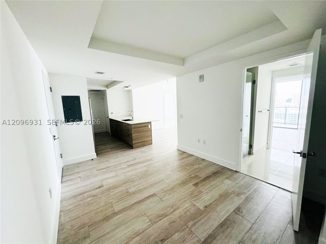121 NE 34th St 2302, Miami, FL 33137